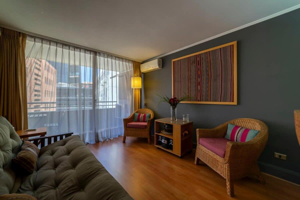 Elegant Steps Away From Costanera Center Appartamento Santiago del Cile